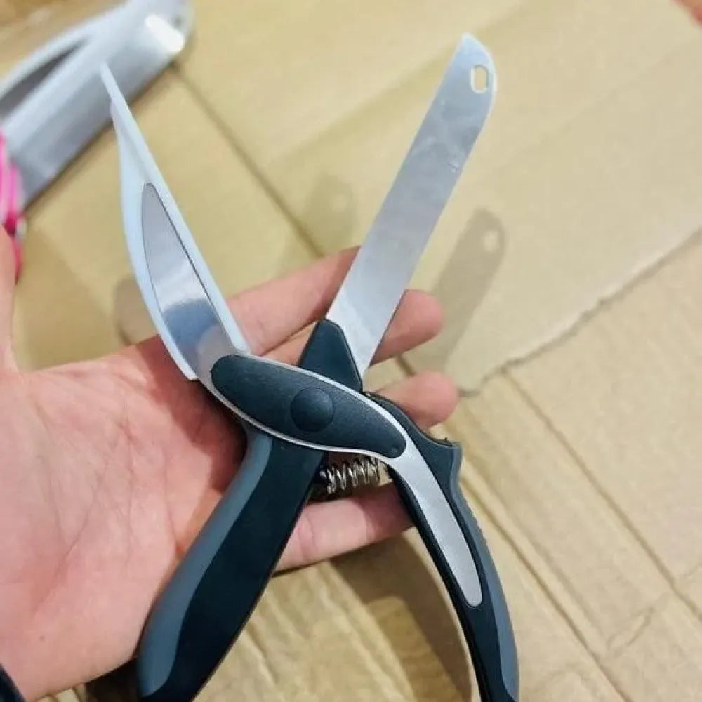 Cleaver Cutter – 2-in-1 Kitchen Knife & Cutting Board